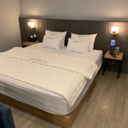 פוהאנג Hotel Palace מראה חיצוני תמונה